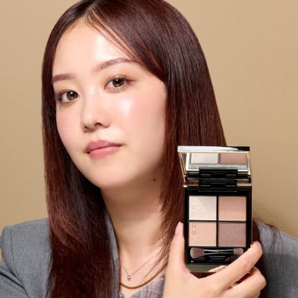 SUQQUスタッフ 15 凜覗 -RINNOZOKI使用メイク